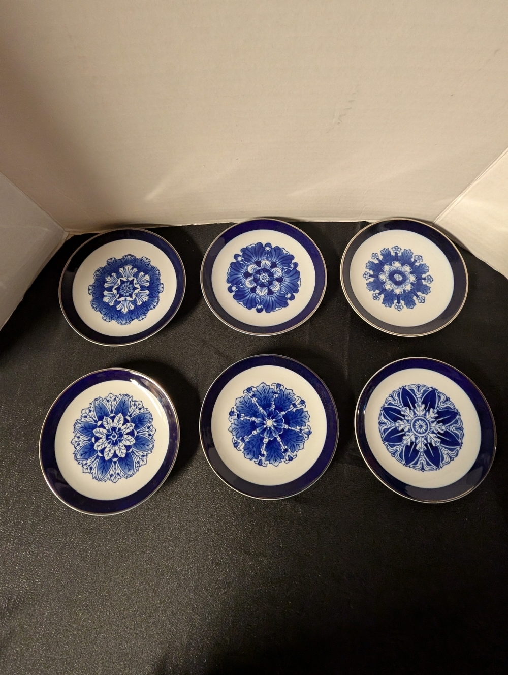 Bombay Company Rosette Cobalt Blue & White Side Salad Plates Silver Rim Set Of 6